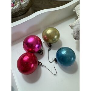 Set of 4 small size vintage Christmas balls;